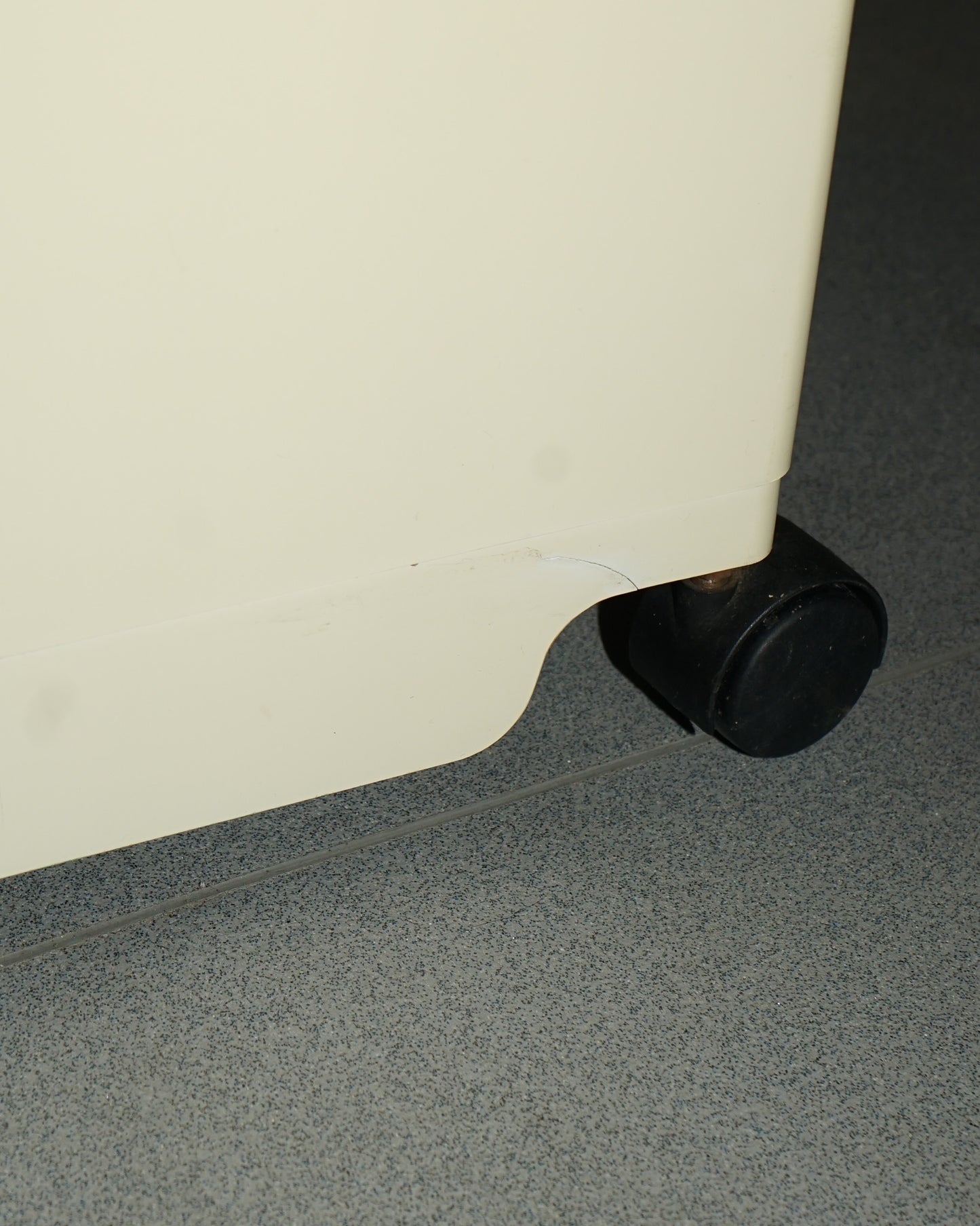 Boby Trolley – Bieffeplast - in the corner shop