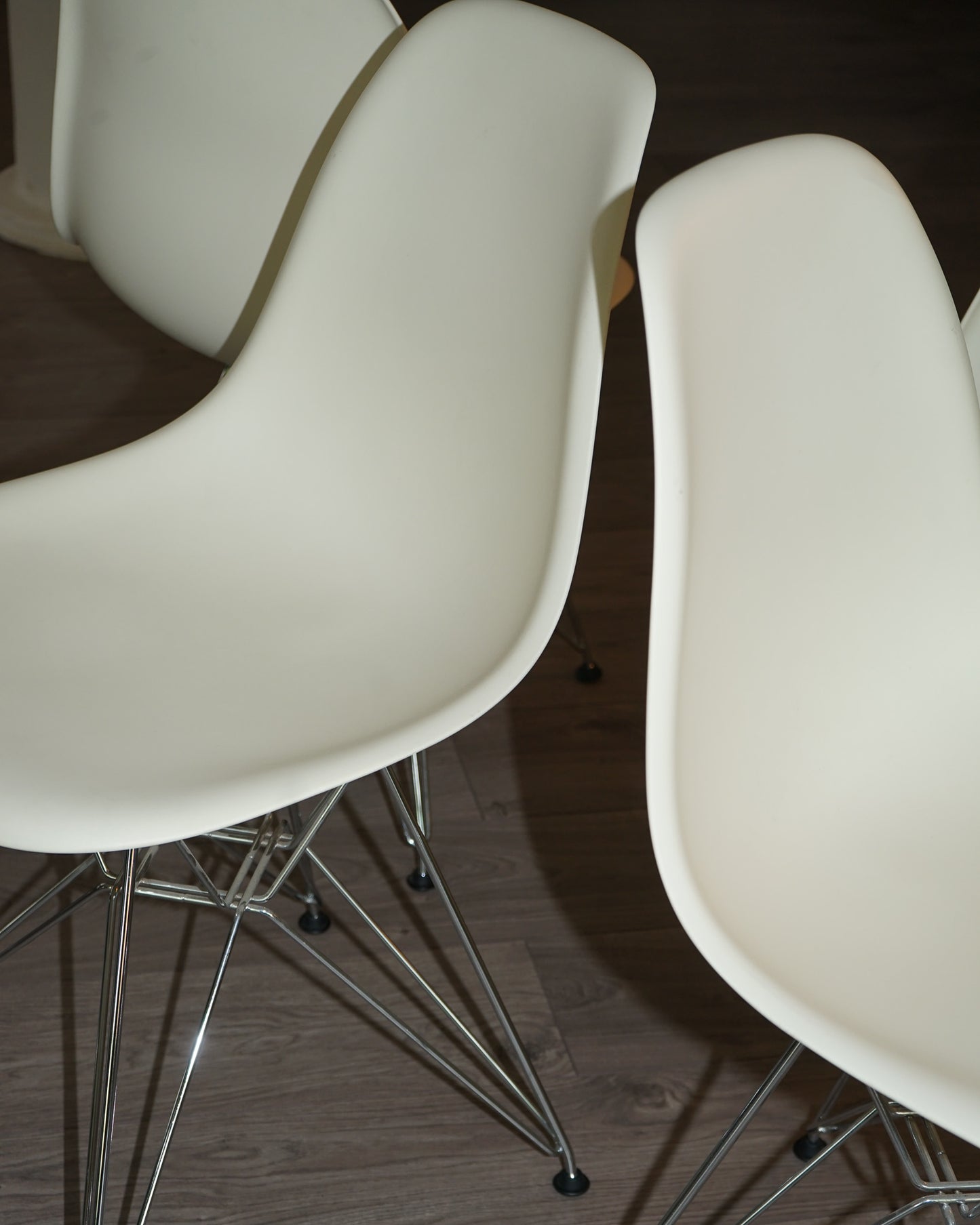 DSR Chairs – Vitra - in the corner shop