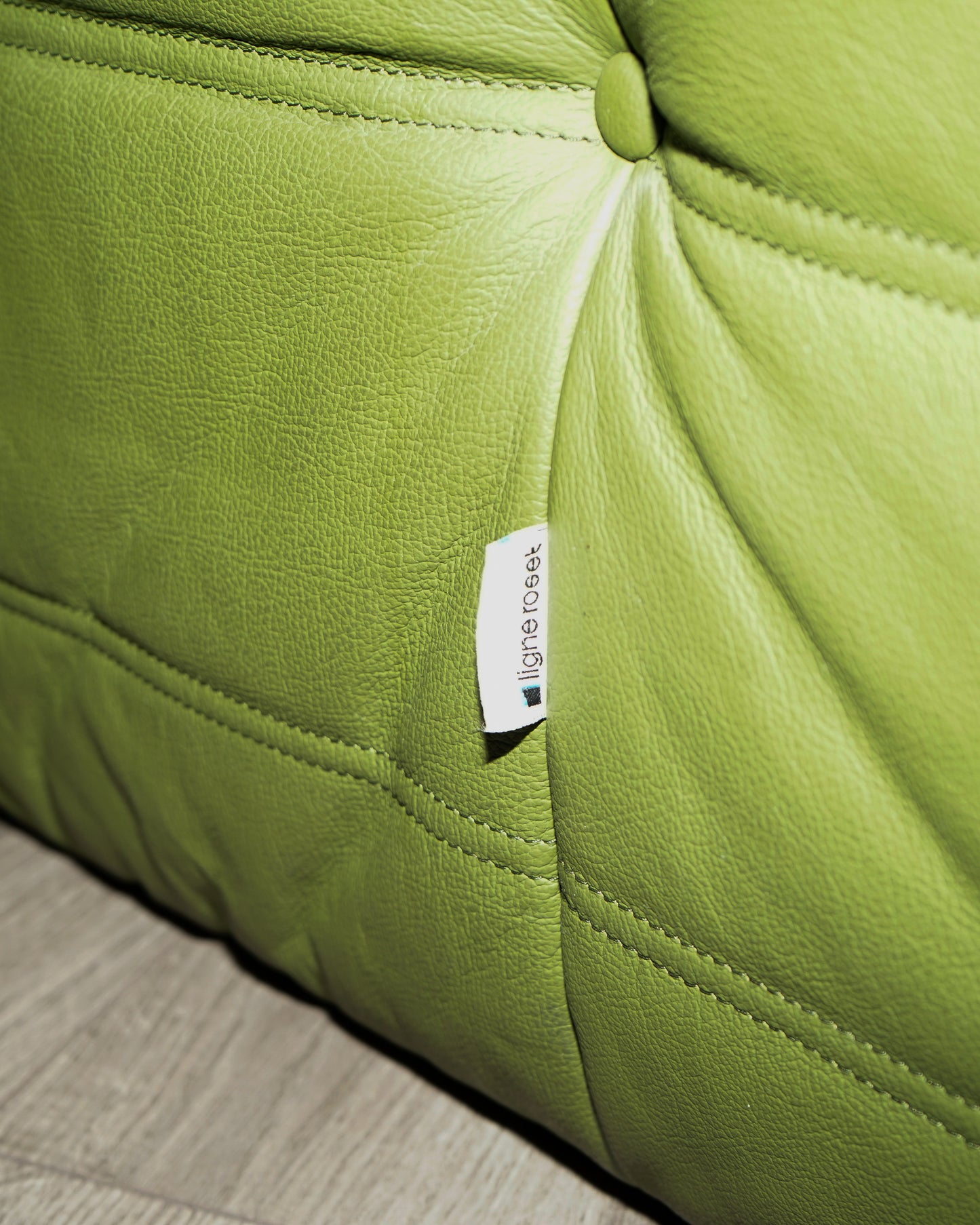 Togo Sofa – Ligne Roset