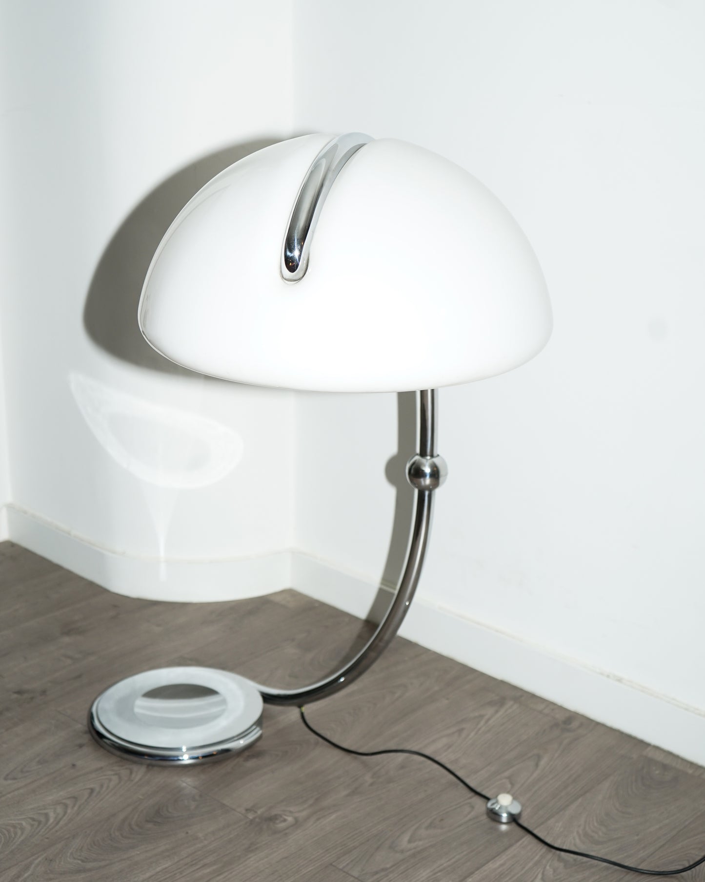 Serpente Floor Lamp – Martinelli Luce