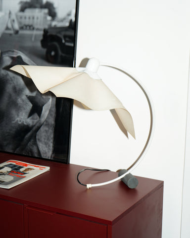 Area Curvea Table Lamp – Mario Bellini