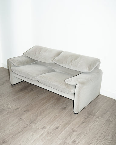 Light Grey Two Seater Maralunga Sofa – Cassina
