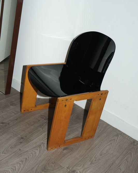 Dialogo Chair – B&B Italia - in the corner shop