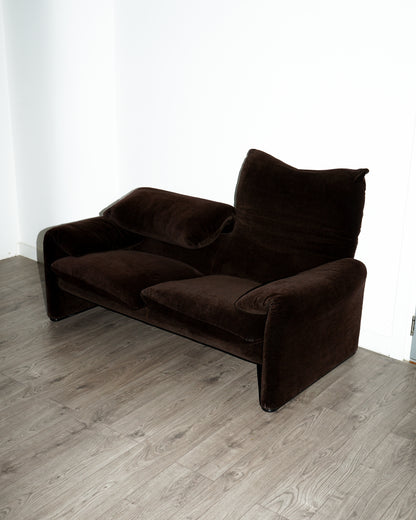 Brown Two Seater Maralunga Sofa – Cassina