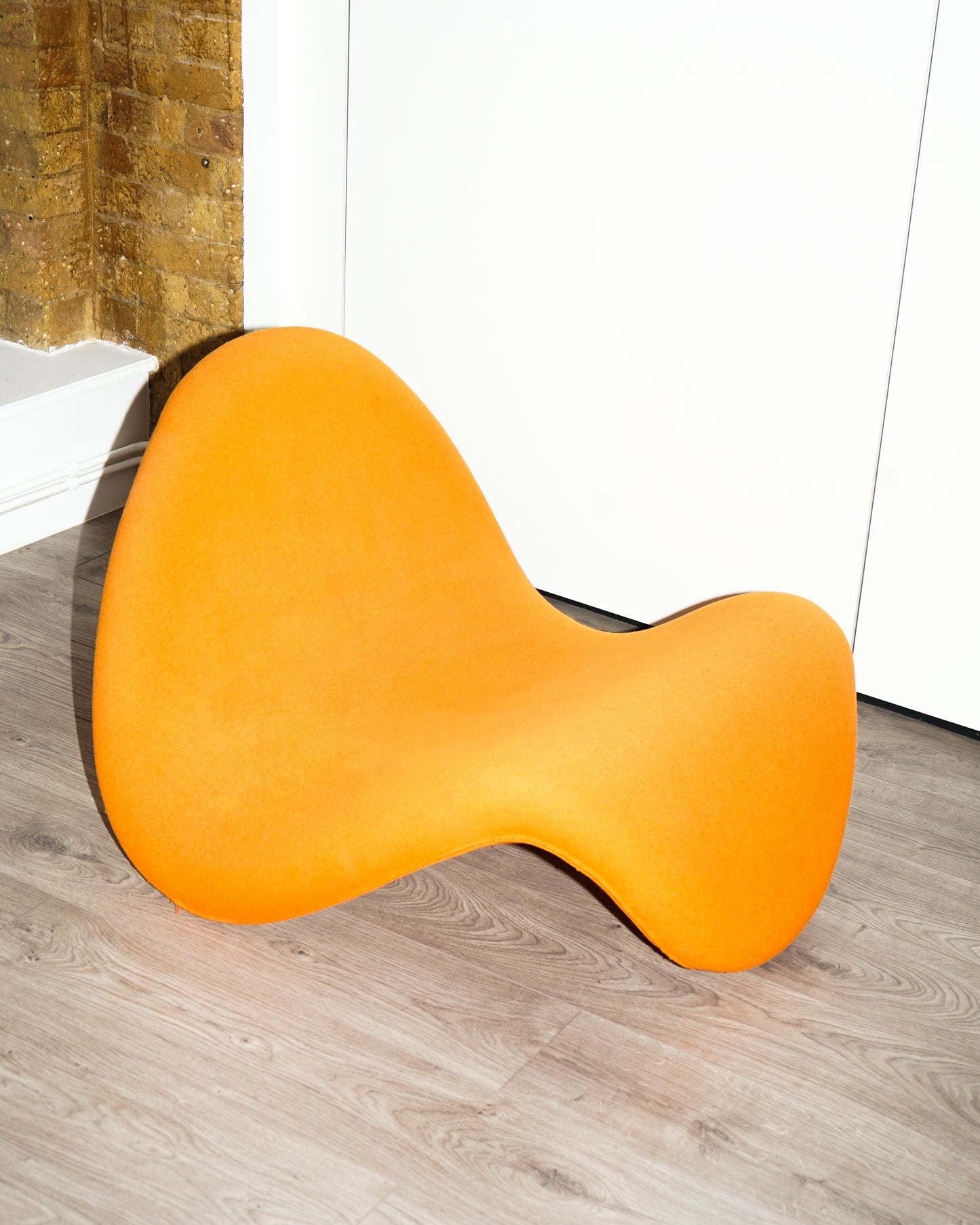 Orange Tongue Chair – Artifort