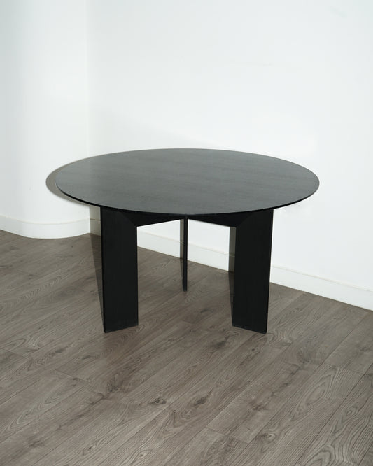 Ypsilon Dining Table – Cini Boeri